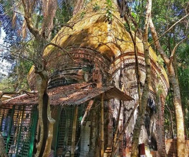 মাগুরার শত্রুজিৎপুর মদনমোহন মন্দির