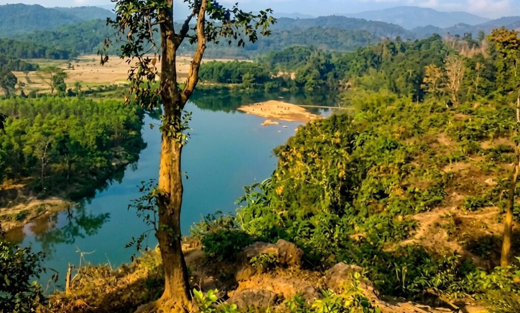 মমিনের টিলা (ফুলবাড়ি পাহাড়), নেত্রকোণা